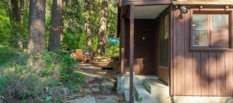 Evergreen Retreat at Rimrock