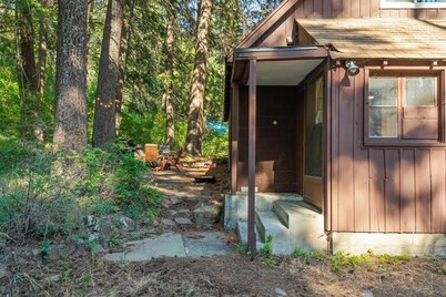 Evergreen Retreat at Rimrock