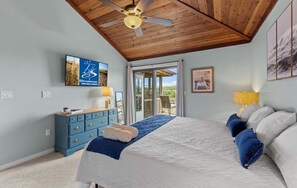 3 bedrooms, WiFi, bed sheets - Salty Bunker | 5200 ft to the beach | Private Pool (Kitty Hawk)