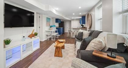 3BR/2BA Unit Just Furnished
