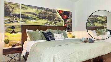5 bedrooms, desk, iron/ironing board, travel cot