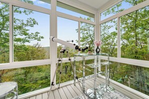 Interior - Steps to Ski Slopes! Luxury Home Sleeps 22 w/ Hot Tub, Game Room & Amazing Views (Somerset)