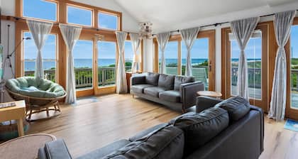 3 br, oceanfront, ocean view, sunrise !