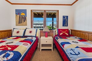 5 bedrooms, free WiFi, bed sheets - 7139 Kessing's Down Home * 3 Min Walk to Beach (Nags Head)
