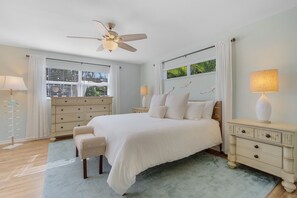 3 soverom, strykejern/-brett, wi-fi (inkludert) og sengetøy