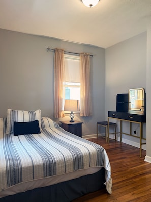2 bedrooms, iron/ironing board, travel cot, WiFi