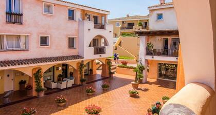 GuestHost - Porto Cervo Two-Levels Apt. W/ Balconies & Parking