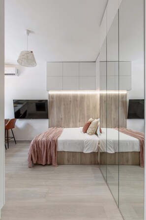 Luxury-Studio, 1 Queen-Bett, Nichtraucher, Küche | Verdunkelungsvorhänge, Bügeleisen/Bügelbrett, kostenloses WLAN