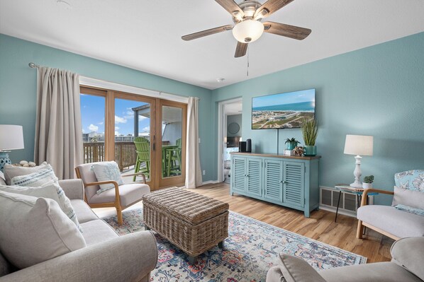 Televisión, futbolito, tenis de mesa y libros 