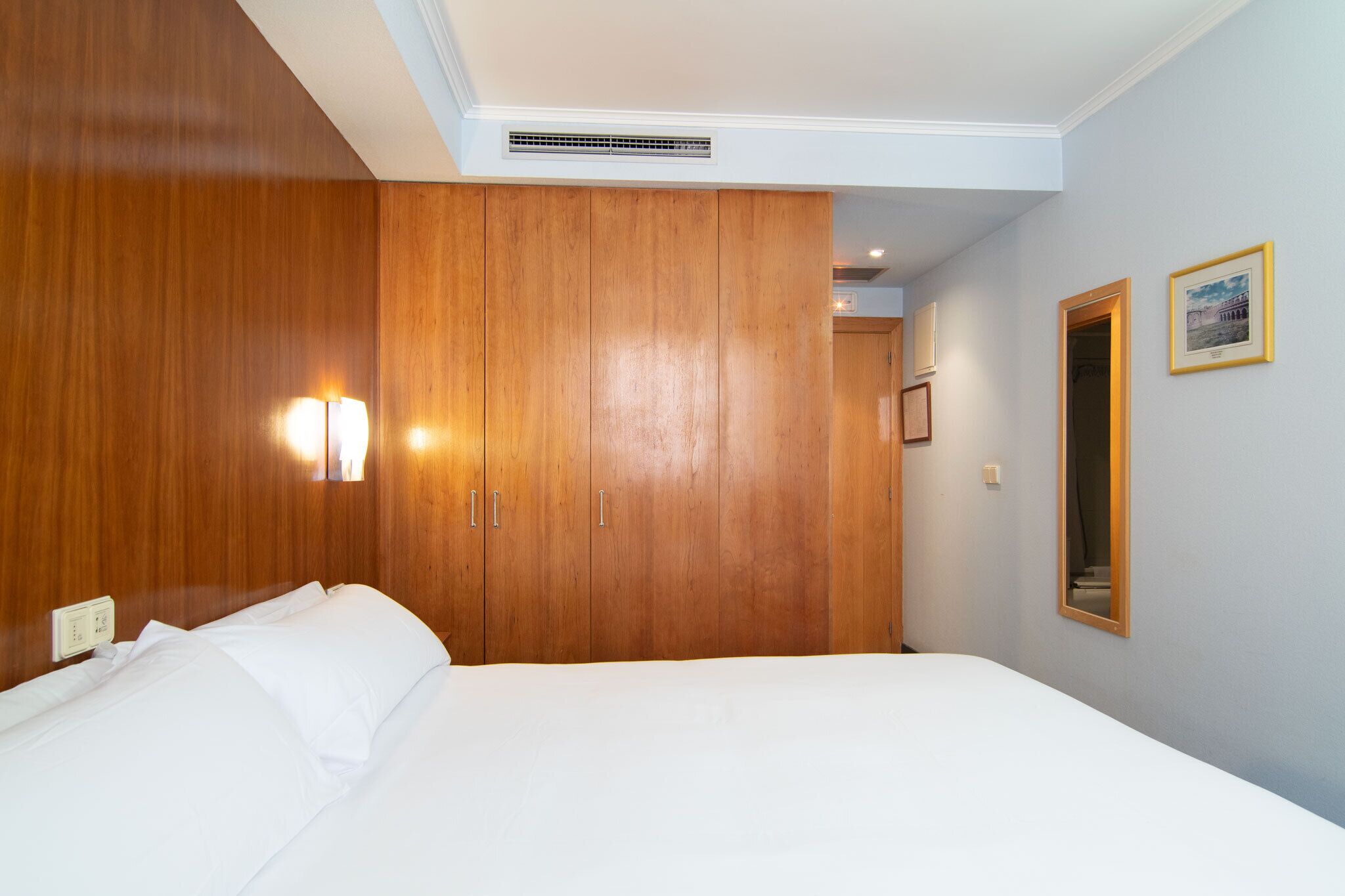 Free minibar, in-room safe, desk, blackout drapes