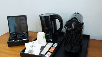 Superior Room | Free minibar, in-room safe, desk, blackout drapes