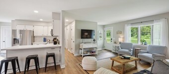 Perfect Green Lake Family Retreat - 5-Min Walk to Lake, Shops, Restaurants & Fun