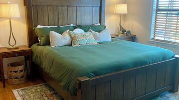 2 habitaciones, tabla de planchar con plancha y cuna de viaje