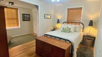 2 bedrooms, iron/ironing board, travel crib, free WiFi