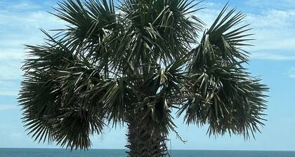 YOUR VIEW! Resort steps to the sand, indoor pool & hot tub Enjoy 3 outdoor pools