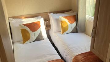 3 bedrooms, WiFi, bed sheets