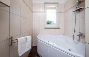 Shower - Amazing apartment in Premantura (Premantura)