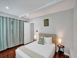 1 chambre, fer et planche à repasser, lit parapluie, Wi-Fi gratuit