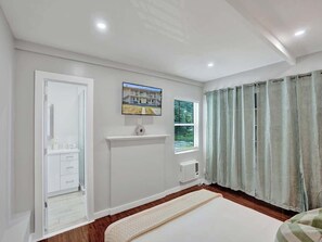 Bügeleisen/Bügelbrett, Reisekinderbett, kostenloses WLAN