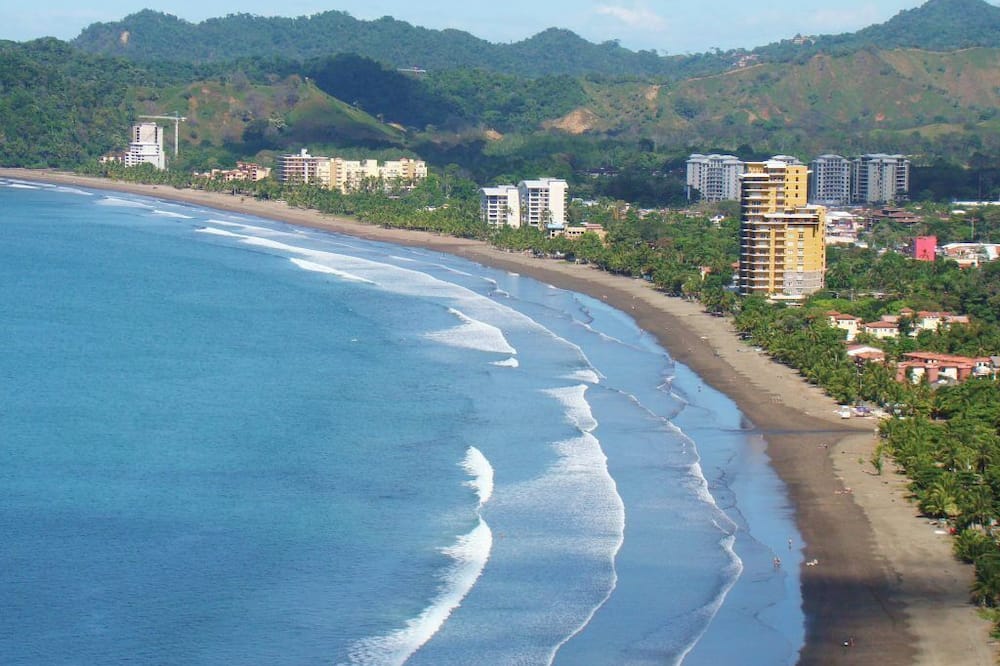 Hotel Cabinas Jacomar