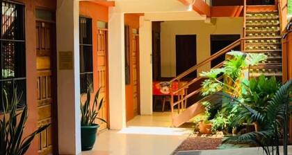 Hotel Cabinas Jacomar