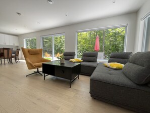 Smart-tv, pejs, bøger