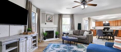 TV connectée, baby-foot, table de tennis de table