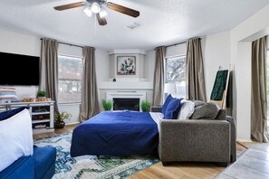 4 soverom, wi-fi (inkludert) og sengetøy