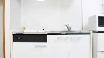 Fridge, microwave, stovetop, electric kettle