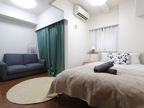 1 bedroom, iron/ironing board, free WiFi, bed sheets