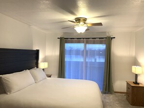 2 chambres, bureau, fer et planche à repasser, Wi-Fi gratuit