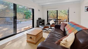 Living area - Brooks by the bay  - Blairgowrie (Blairgowrie)