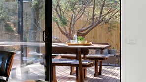 Outdoor dining - Brooks by the bay  - Blairgowrie (Blairgowrie)