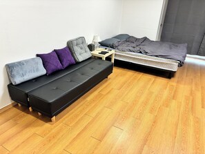1 bedroom, iron/ironing board, WiFi