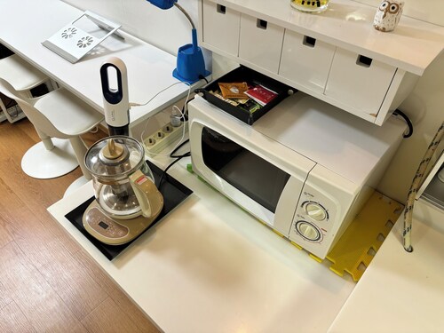 Cozy 1-bedroom condo in Seoul at Gangnam station near