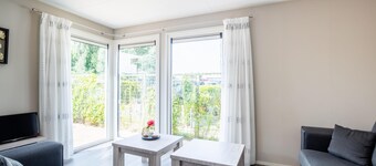 Spacious chalet in Friesland, including a sloop