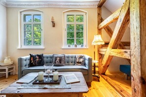 TV, peis og bordtennis