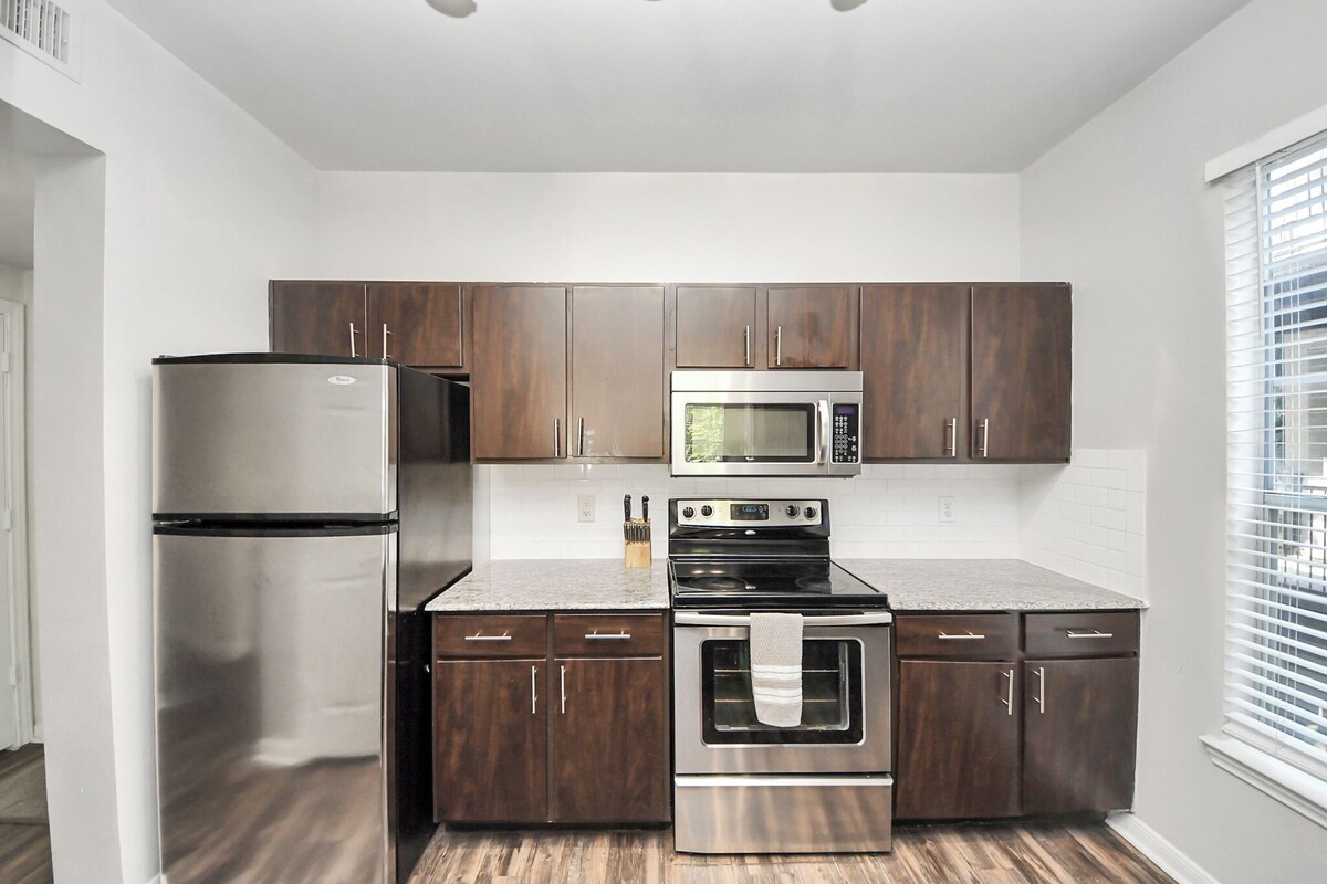 Photo 27 of Stylish 3 Bd W/ Pool & Gym NRG Rodeo HTX Med Centr