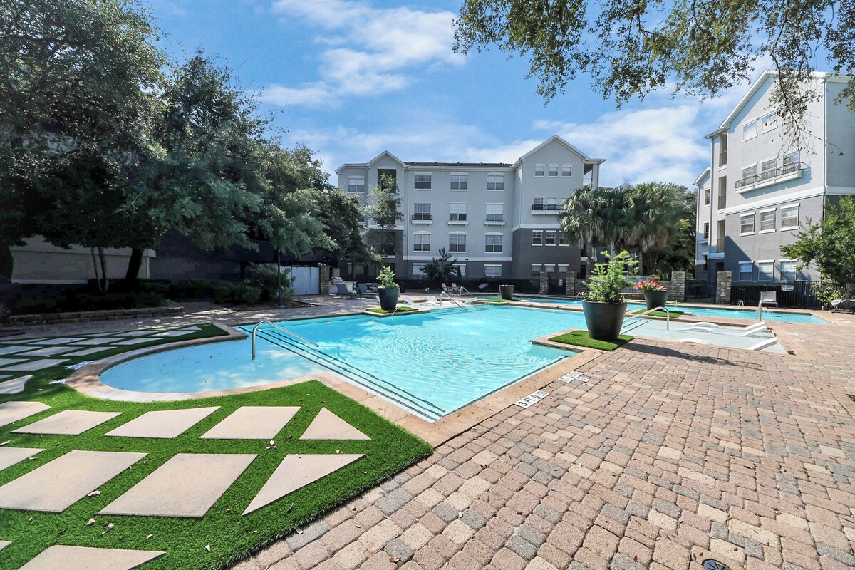 Photo 40 of Stylish 3 Bd W/ Pool & Gym NRG Rodeo HTX Med Centr