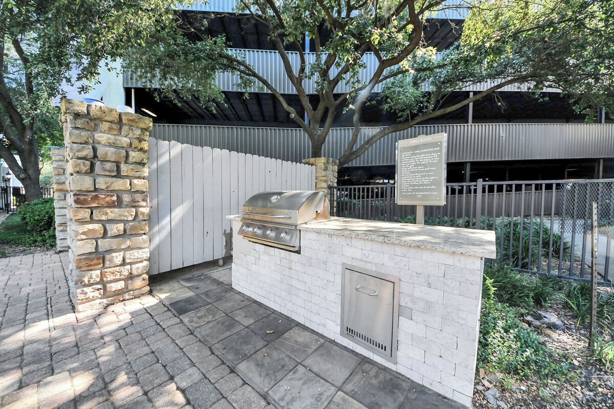 Photo 41 of Stylish 3 Bd W/ Pool & Gym NRG Rodeo HTX Med Centr