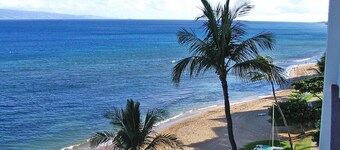Ka'anapali Beach Club: Beach Bliss & Stunning Pools- 1 Bd. Scenic View