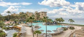Ka'anapali Beach Club: Beach Bliss & Stunning Pools- 1 Bd. Scenic View