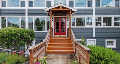 #StayinMyDistrict Historic Heritage Walk to Bay
