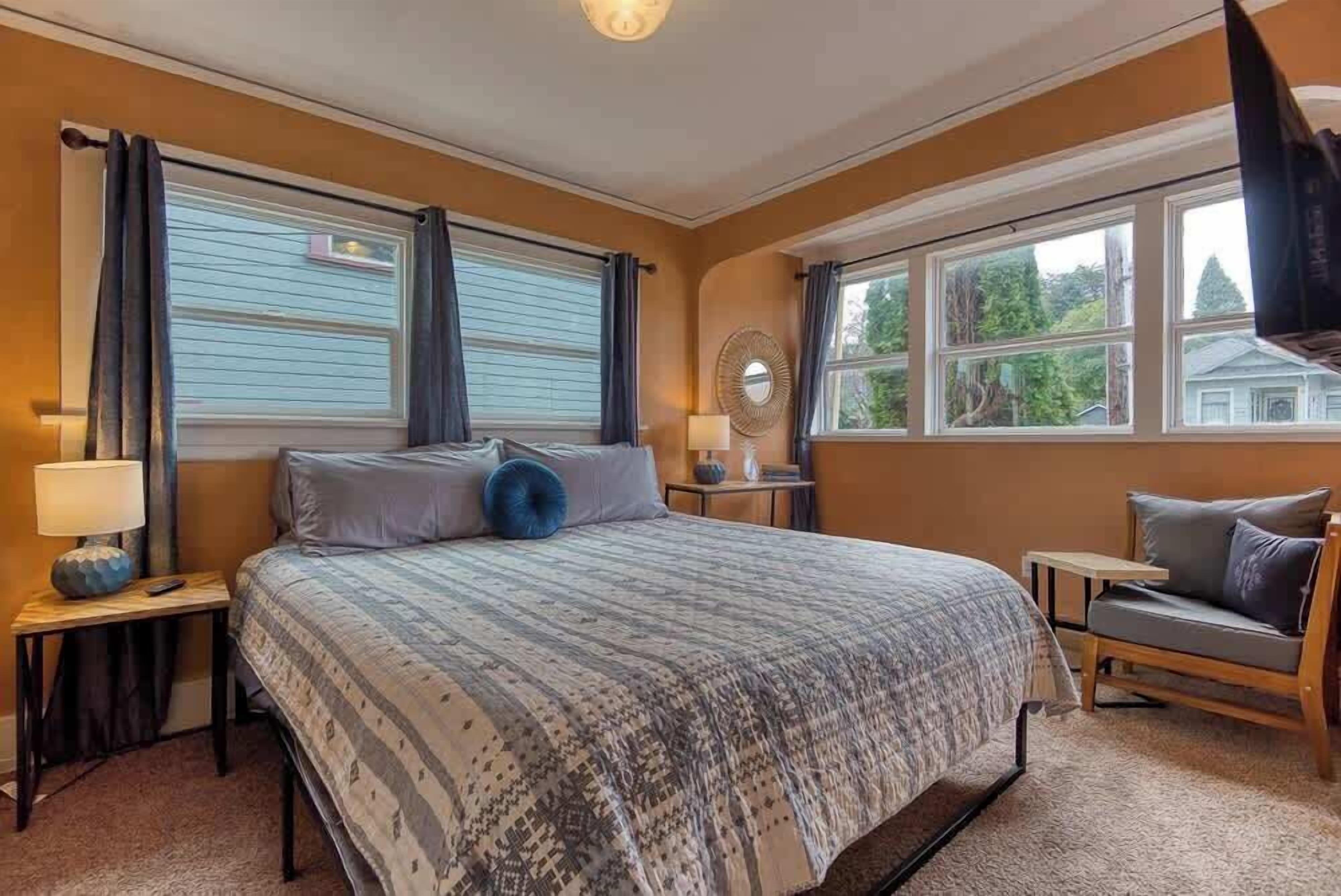 1 bedroom, desk, iron/ironing board, travel crib