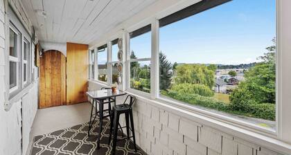 #StayinMyDistrict Heritage House Private Suite