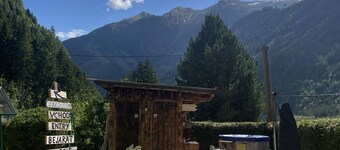Studio Apartment 'Pepper' with Mountain View, Private Garden and Wi-Fi