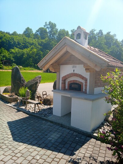 Holiday Home 'Ferienwohnung Bachblick' with Private Terrace, Wi-Fi and Air Conditioning