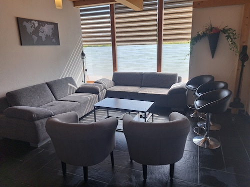 Holiday Home 'Ferienwohnung Bachblick' with Private Terrace, Wi-Fi and Air Conditioning