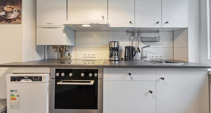 Apartment 'Hannover Ogli' with Private Garden and Wi-Fi