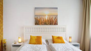 1 sovrum, strykjÀrn/strykbrÀda, gratis wi-fi och sÀngklÀder